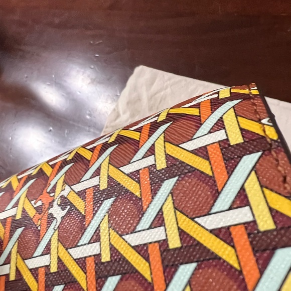 Tory Burch Robinson printed mini shoulder bag aged camellia basket weave NEW - Picture 11 of 12